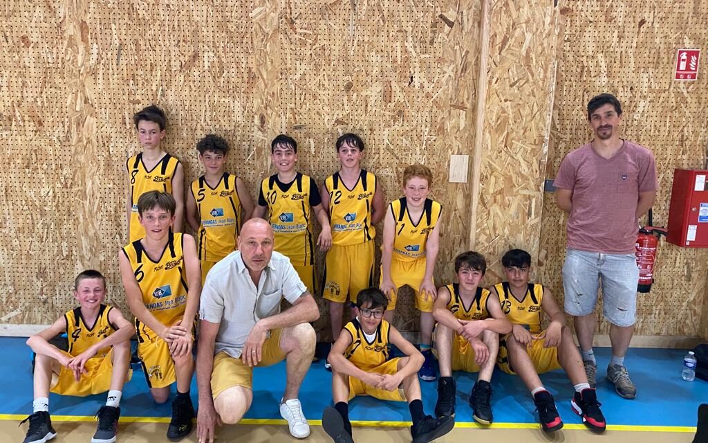 Match de nos U13M contre les premiers à St Just Malmont …