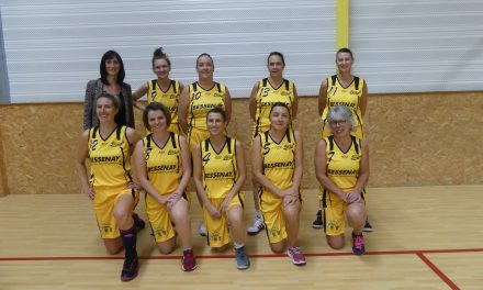 1er match des loisirs filles à St Médard