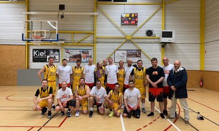 Match des loisirs M contre St Genest Lerpt